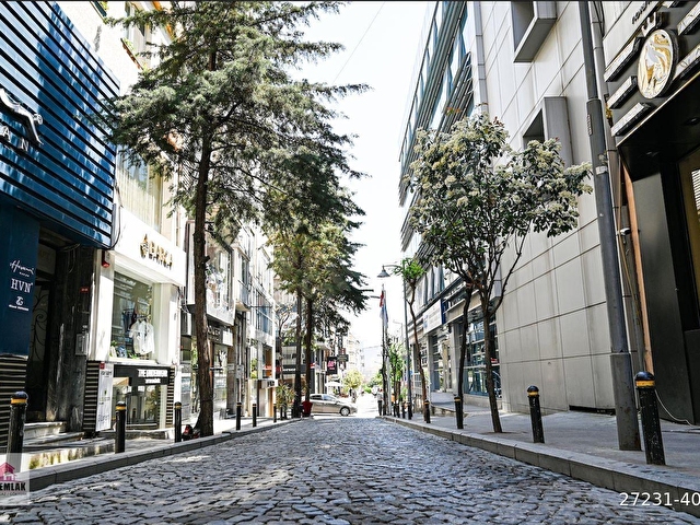NUR EMLAK`TAN OSMANBEY MESRUTIYET`TE 1+1 EŞYALI ARA KAT DAİRE - Görsel 27