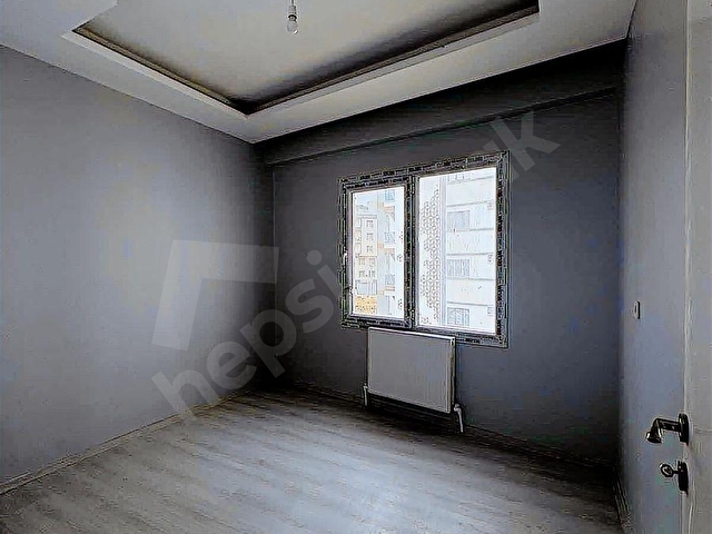 UMUT EMLAKTAN ESKİ AVM ARKASI SATILIK AYRI MUTFAKLI 2+1 DAİRE - Görsel 5
