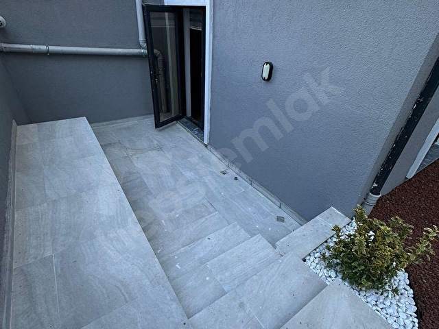 60M2 BAHÇELİ-EŞYALI-45 M2 1+1-ELEKTRİK-SU-YAKIT-AİDAT DAHİL - Görsel 3