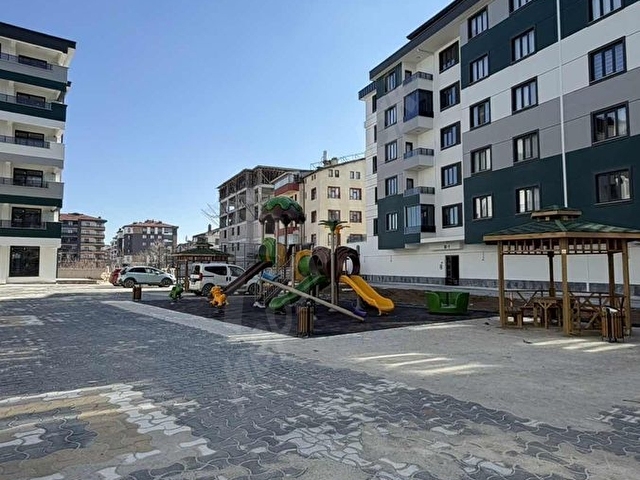 Ultra Lüks 3+1 YÜKSEK GİRİŞ DAİRE ÇELİKELden SATILIK - Görsel 17