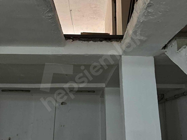 TELSİZLERDE SATILIK 800m2 2 KATLI DÜKKAN/DEPO - Görsel 10