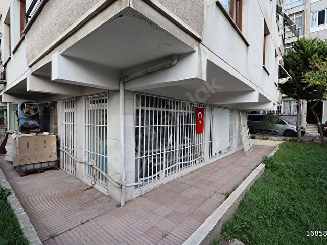 BAKIRKÖYDE CAROUESELİN HEMEN ARKASINDA SATILIK 55 M2 MAĞAZA - Görsel 4