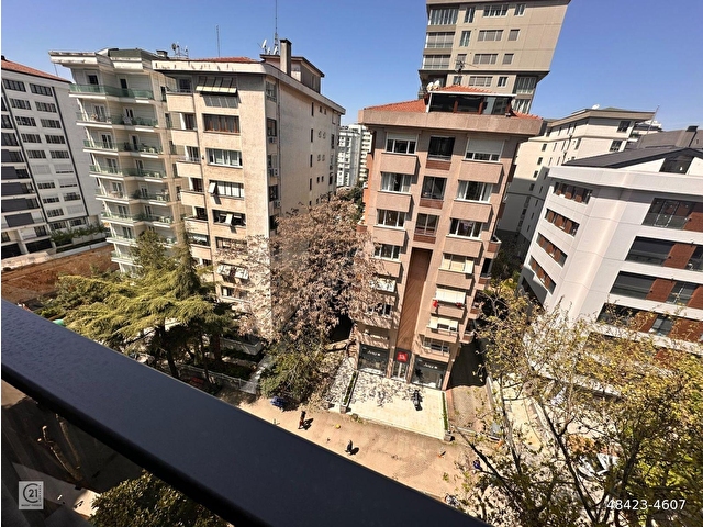 Ethem Efendi Caddesi Satılık 3+1 Özel Ada Mutfaklı Balkonlu - Görsel 25