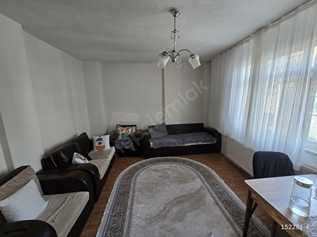 Mahmutbey mh 3+1 125 m2 hisse 20m2 Kombili 5 katlı Kaçak kat yok