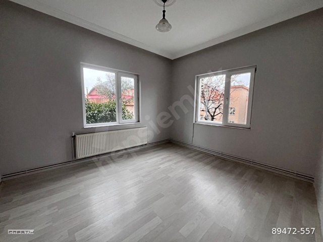 BAHÇELİEVLERDE SELİMEYE CAMİİ ARKASINDA 4+1 BALKONLU KİRALIK DAİRE - Görsel 25