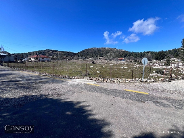 FETHİYE KARAAĞAÇ DA SATILIK 709M2 KÖY İÇİ İMARLI PARSEL