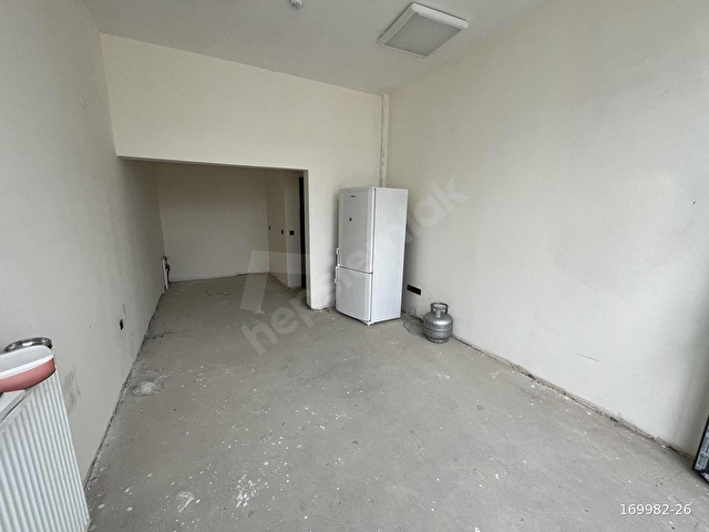 SEFERİHİSAR TOKİDE ANA CADDE ÜZERİNDE 30 M2 SIFIR DÜKKAN - Görsel 4
