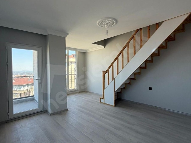 SALT YAPIDAN CADDE ÜSTÜ ULAŞIMI KOLAY DUBLEKS DAİRE !!! - Görsel 6
