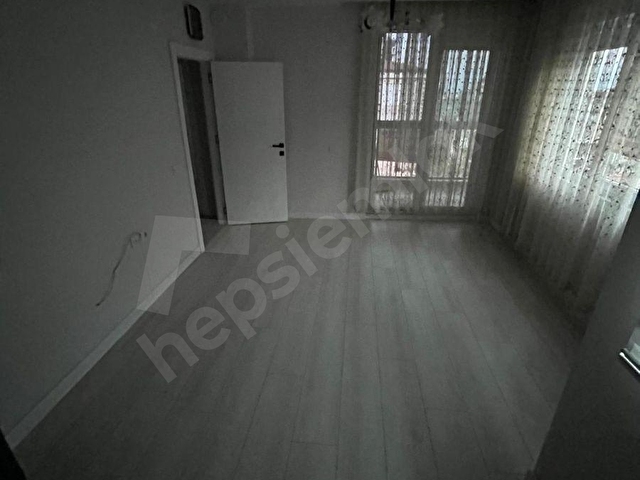 Kütükçü Mahallesinde 4 Yıllık Asansörlü Binada, Cam Balkonlu Temiz 2+1 Kiralık Daire! - Görsel 17