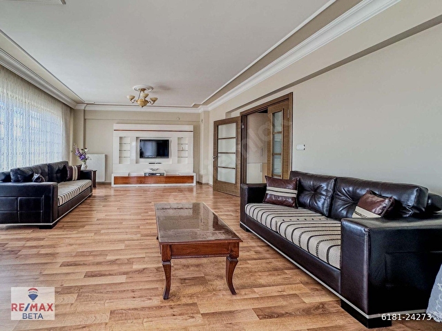 ATAŞEHİR KÜÇÜKBAKKALKÖYDE METROYA YAKIN EŞYALI 150 M² 3+1 DAİRE - Görsel 3