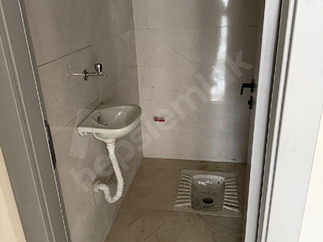Yenikent Fevzi çakmak mahallesi 3+ 1.2 kat güney cephe kira bedeli 26000 tl - Görsel 8