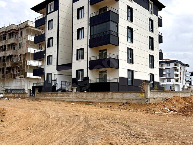 TOROS MAHALLESİNDE SATILIK 1+1 DAİRE