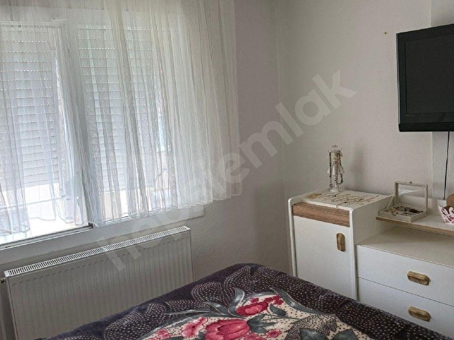 HALİL EMLAK TAN BORNOVA MERKEZDE 3+1 150 M2 6.000.000 TL - Görsel 4