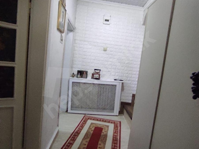 Bahçelievler Güzelkent Sitesi Yatırımlık Fırsat 2+1 Ters Dubleks - Görsel 2