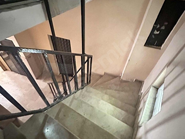 MUSTAFA KEMAL PAŞA MAHALLESİNDE ARAKAT EŞYALI 1+1 DAİRE - Görsel 12