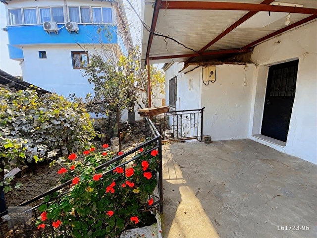 Yatırımlık! Çamlık Köyünde Restore Edilmeye Uygun Müstakil Ev - Görsel 6