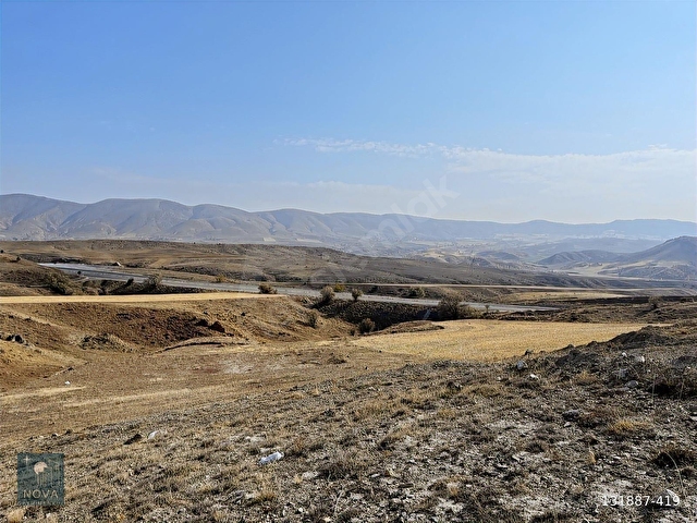 NOVADAN HACIBALIDA 437 M2 TEK TAPU İMARLI ARSA