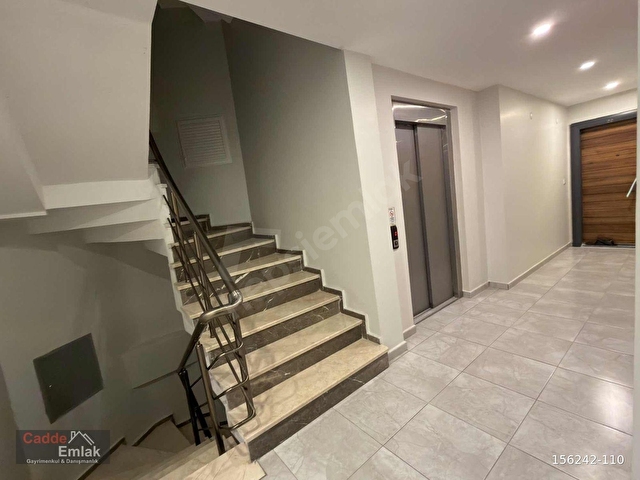 CADDEDEN GÖZTEPE ÇARŞI YAKINI SATILIK BALKONLU ARAKAT DAİRE - Görsel 12