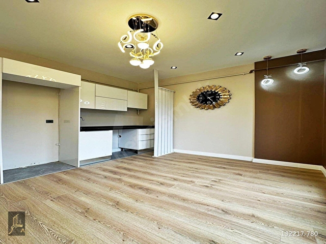 METROBÜSE 8 DK YÜRÜME   GÜVENLİKLİ + HAVUZLU 1+1 SİTE İÇİ DAİRE !! - Görsel 12