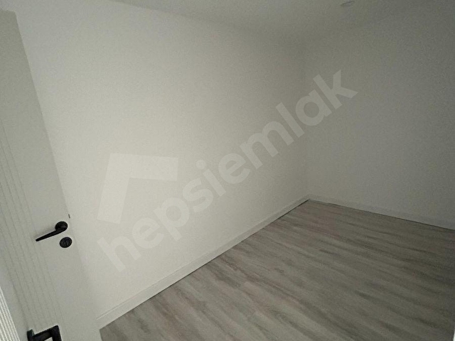 Netten 4+1 130 m2 Havuzlu Güvenlikli Sitede Kiralık Lüks Sıfır Dubleks Daire! - Görsel 12