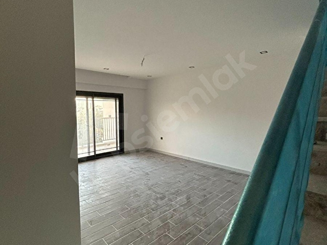 Netten 4+1 130 m2 Havuzlu Güvenlikli Sitede Kiralık Lüks Sıfır Dubleks Daire! - Görsel 2