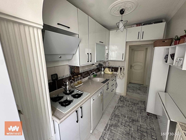 WİNNESTTEN DEMİRKAPI SK. FULL YAPILI ARA KAT 3+1 SATILIK DAİRE - Görsel 14