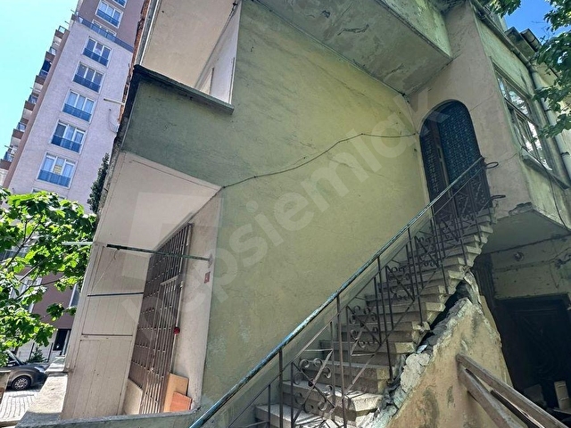 K.CEKMECE CUMHURİYET MAH DE  SATILIK  255 M2 ARSA İCERİSİNDE İMARLI MÜSTAKIL BİNA - Görsel 7