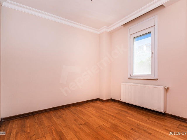 Feneryolu Merkezi Konum Bahçe Kullanımlı Kiralık 1+1 Daire - Görsel 10