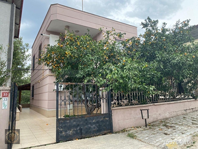 İskenderun İsmet İnönü Mahallesi Yuvam Sitesinde Satılık Bahçe Dubleks