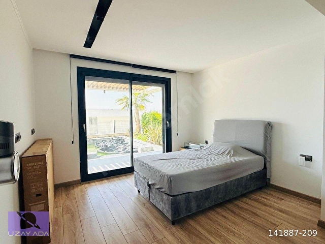 Karaova mah.Full eşyalı, özel havuzlu,deniz manzaralı,tek müstakil 4+1 satılık villa - Görsel 28