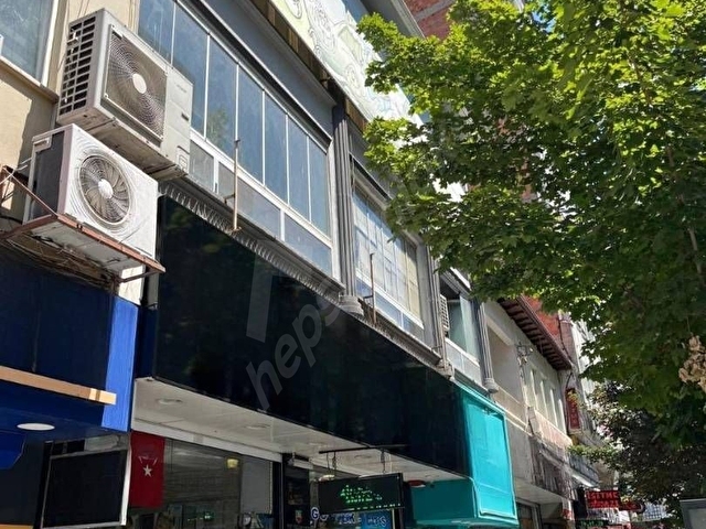 GAZİ CADDESİNDE SATILIK KIYMETLİ MÜLK - Görsel 4