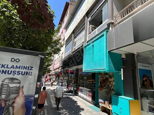 GAZİ CADDESİNDE SATILIK KIYMETLİ MÜLK - Görsel 6