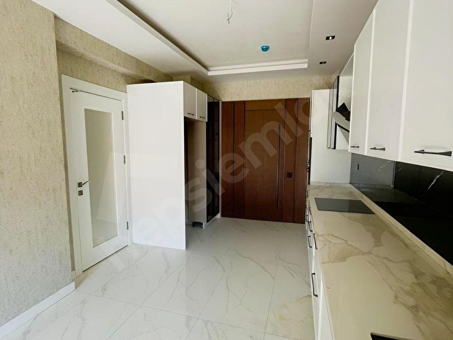 KAMİL KAYADAN ARMA RENKTE ARA KAT LÜKS KİRALIK 4+1 DAİRE - Görsel 6