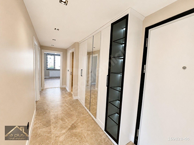 PARILTI BEYLERBEYİNDE, 3+1 SİTE İÇİ KİRALIK LÜKS ARA KAT DAİRE - Görsel 7