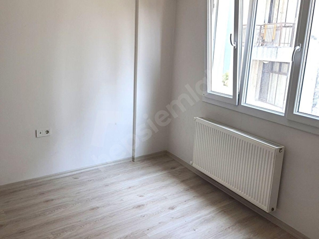 BORNOVA ATA DURAĞI-EGE KAMPÜS YAKINI 3 YILLIK BİNADA KİRALIK 1+1 DAİRE - Görsel 16