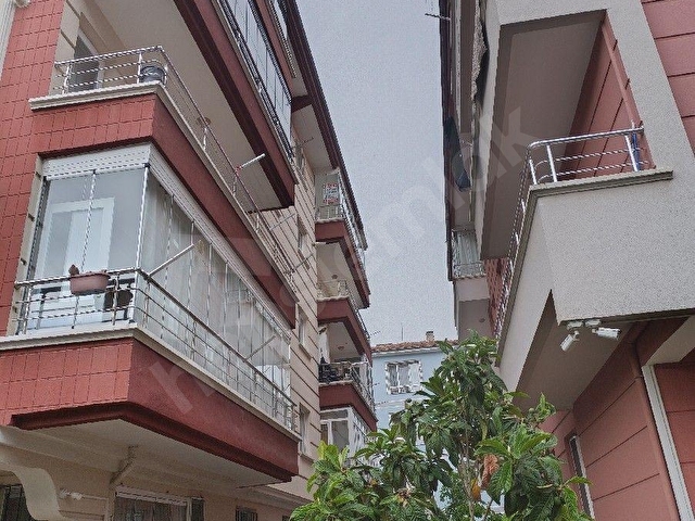 ETİMESGUT ETİLER TREN İSTASYONU YANINDA KİRALİK 2+1 - Görsel 25