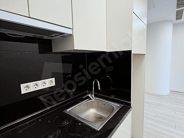 Maidan da 50 Net M² Kiralık Bölmeli Yapılı Manzaralı Ofis - Görsel 21