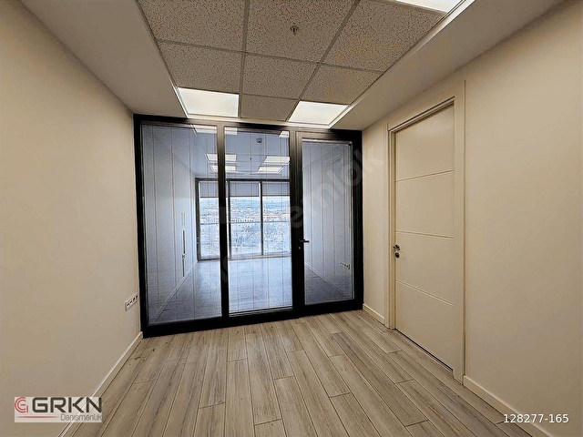 Maidan da 50 Net M² Kiralık Bölmeli Yapılı Manzaralı Ofis - Görsel 12
