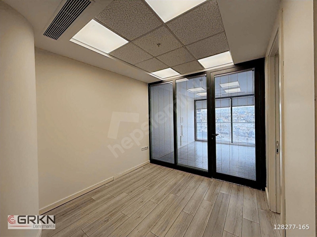 Maidan da 50 Net M² Kiralık Bölmeli Yapılı Manzaralı Ofis - Görsel 25