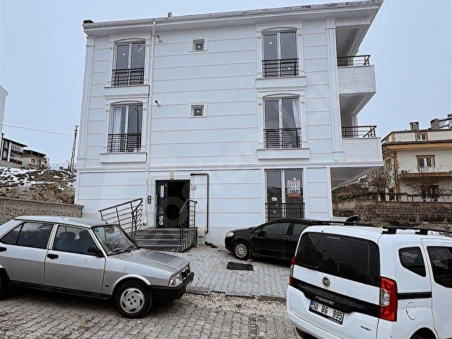 1 EMLAKda MEHMET AKİF ERSOY MAH. SIFIR SATILIK 2+0 DAİRE