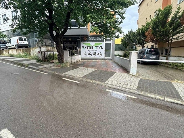 Fatih caddesinde bahçeli lavabolu yönetmelikli binada dükkan - Görsel 21