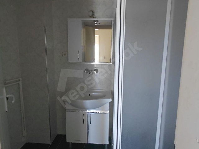 BORNOVA EVKA 4 2+1 DOĞALGAZLI FERAH KİRALIK DAİRE - Görsel 11
