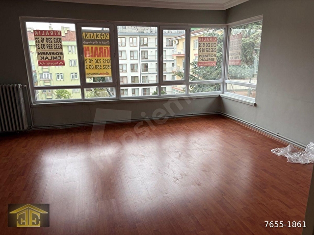 EGEMENDEN MALTEPE DE GÜNEY ÖN CEPHE AİLE APARTMANIN DA ANITKABİR YAKINI KOMBİLİ 3+1 KİRALIK DAİRE