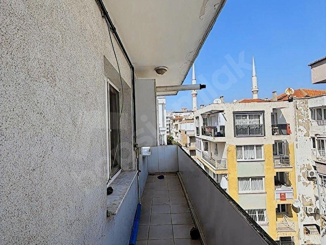 Bahçelievlerde 2+1 95m2 Doğalgazlı Bakımlı Satılık Daire - Görsel 19