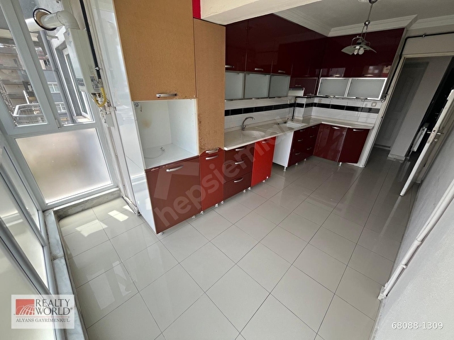 RW ALYANSTAN GİRNE MAH.DE SİTE İÇİNDE KİRALIK 2+1 DAİRE - Görsel 18