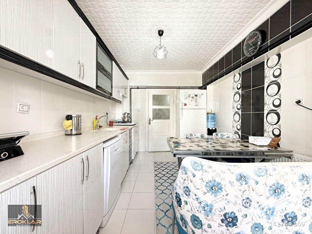 EROKLARDAN CADDE ÜZERİ FUL YAPILI TERAS BALKON KREDİYE UYGUN 3+1 - Görsel 11