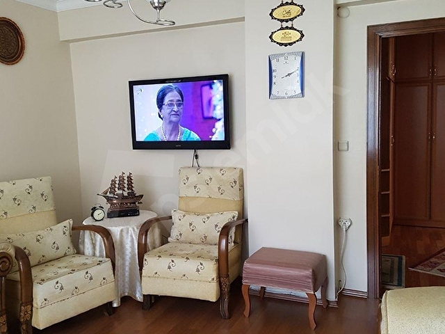 RNKdan HALİDE EDİPTE KUTLUBEY SOKAKTA 3+1 ÇOK TEMİZ 4.KAT DAİRE - Görsel 8