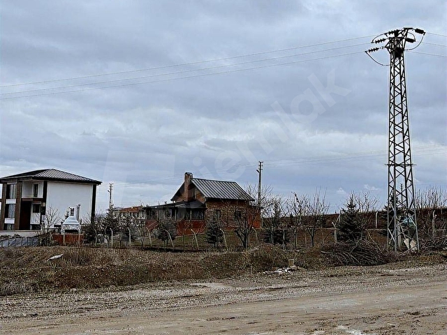 MAX LEVEL dan KÖŞE PARSEL 1029 M2 0.60 EMSAL VİLLA - Görsel 4