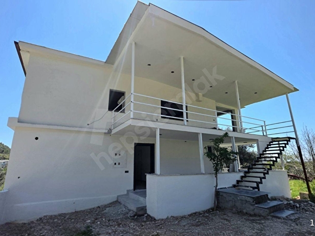 Fethiye İncirköy mh. 130 m2 bahçeli köy evi - Görsel 5