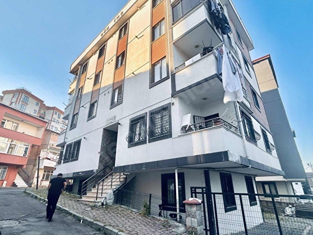 Dursunoğlu şevketten çekmeköy soğuk pınarda satılık 1+1 daire